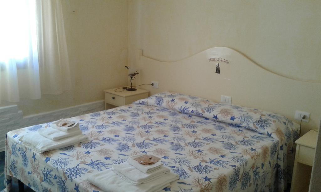 Hotel Lu Baroni Будоні Екстер'єр фото